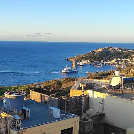 아파트 Epic 180 Degree Sea & 3 Island Views Sun Terrace Penthouse Qala