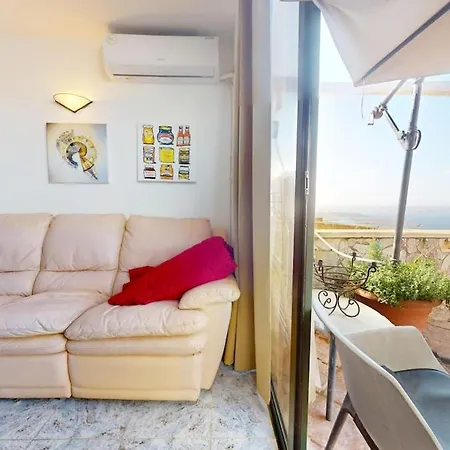 Epic 180 Degree Sea & 3 Island Views Sun Terrace Penthouse *