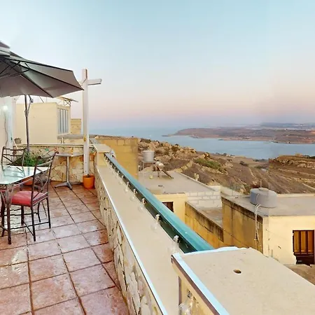 Epic 180 Degree Sea & 3 Island Views Sun Terrace Penthouse Qala