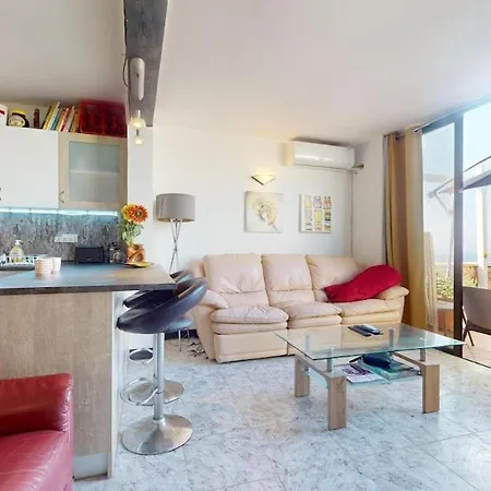 Epic 180 Degree Sea & 3 Island Views Sun Terrace Penthouse