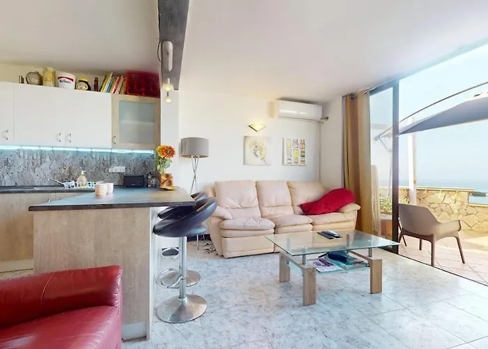 Epic 180 Degree Sea & 3 Island Views Sun Terrace Penthouse